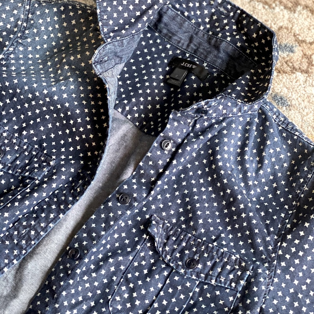 Star Patterned Chambray Pocket Button Down Size 2 - image 1